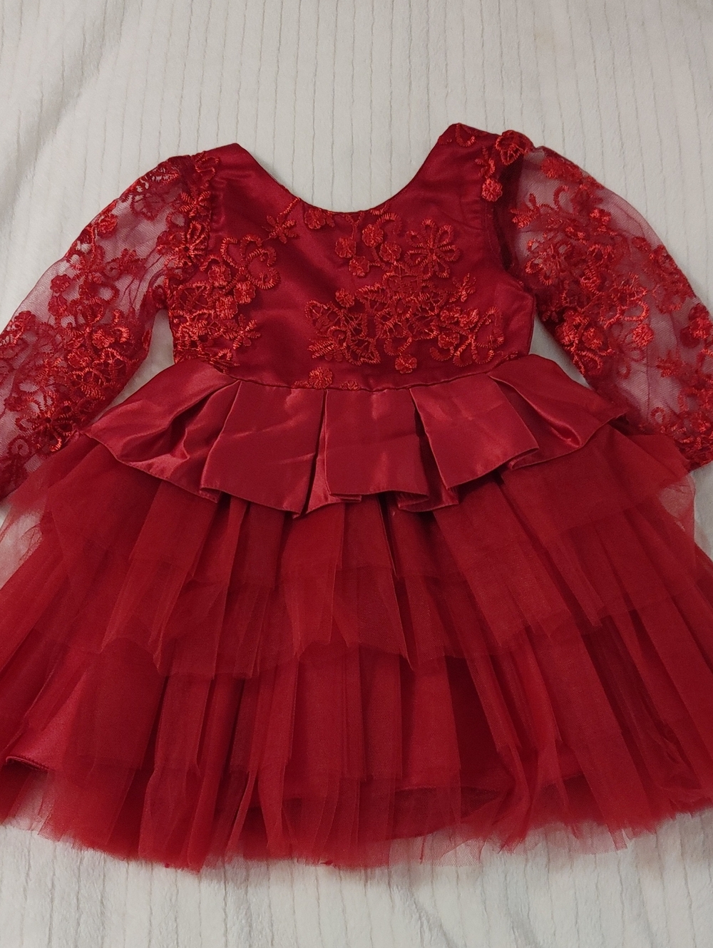 Elegant Red Girls' Floral Lace & Tulle Party Dress